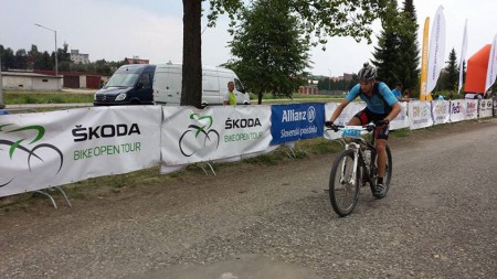 Marian Šimon v cieli na HORAL Lejzi 74 km, 15.8.2015, 5-kolo Škoda B.O.T. 